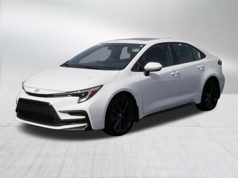Certified 2026 Toyota Corolla XSE FWD image 3