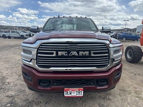 Used 2022 RAM 2500 Laramie AWD/4WD image 2