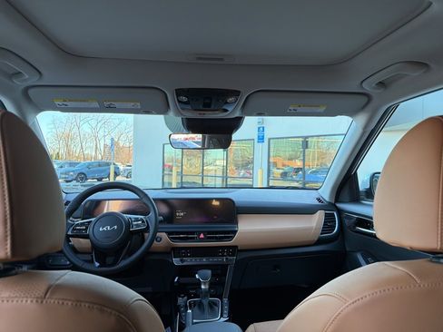 New 2026 Kia Seltos EX image 25