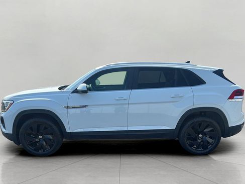 Used 2024 Volkswagen Atlas Cross Sport SE AWD/4WD image 4
