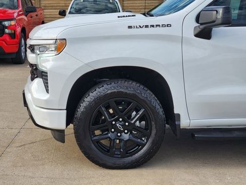 Used 2025 Chevrolet Silverado 1500 RST w/ LPO, Dark Essentials Package AWD/4WD image 15