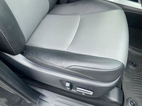 Used 2021 Toyota 4Runner SR5 Premium image 24