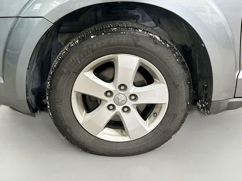 Used 2010 Dodge Journey SXT image 28