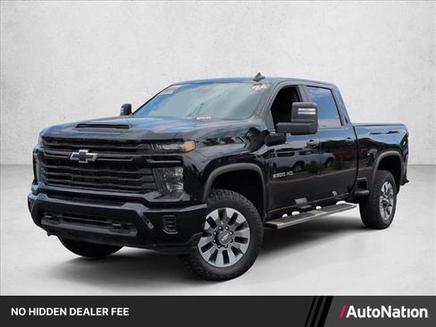 Used 2024 Chevrolet Silverado 2500 Custom w/ Custom Convenience Package AWD/4WD image 1