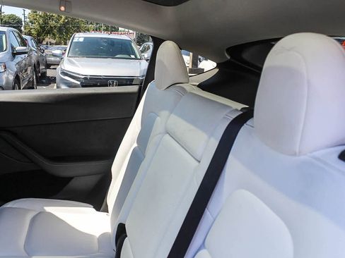 Used 2023 Tesla Model Y Long Range image 21