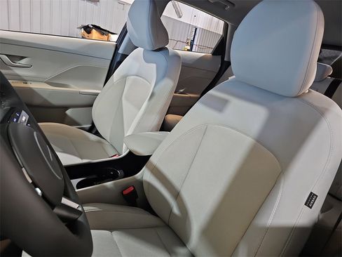 New 2026 Hyundai Kona SEL Sport image 14