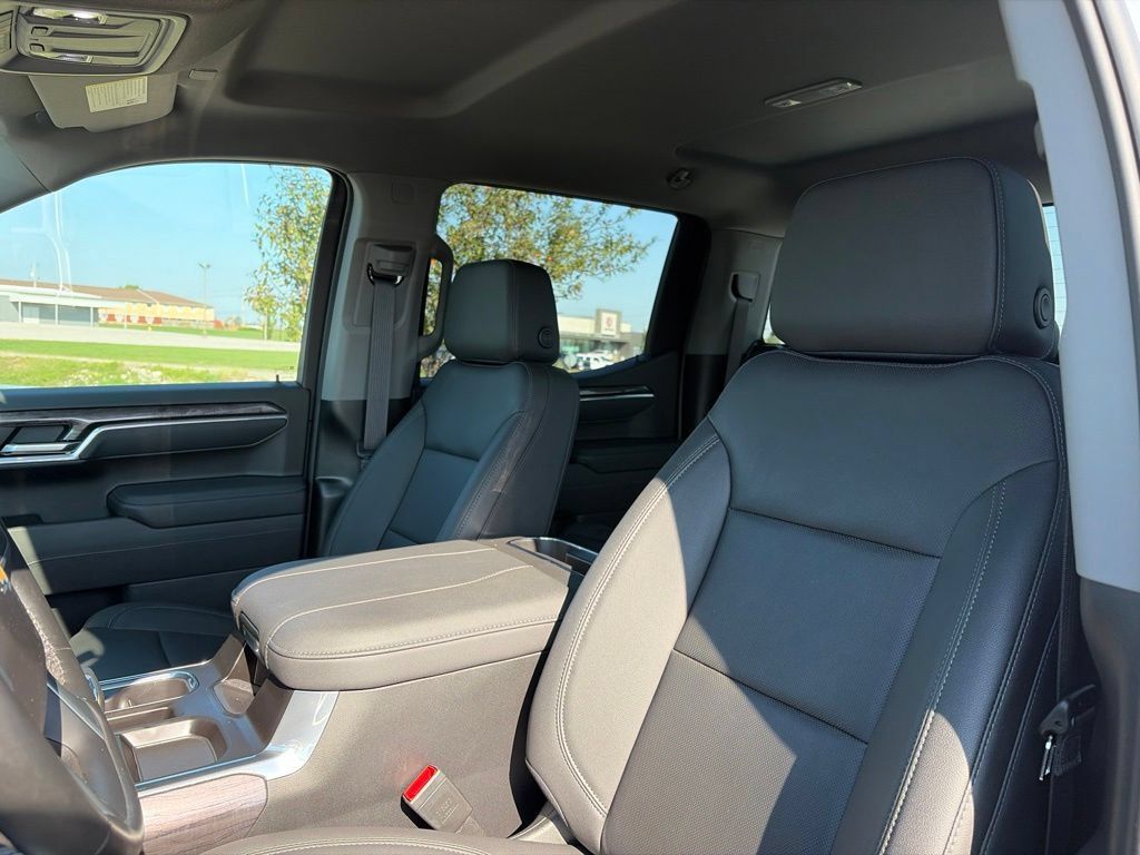 Used 2026 Chevrolet Silverado 1500 LTZ w/ Z71 Off-Road Package AWD/4WD image 48