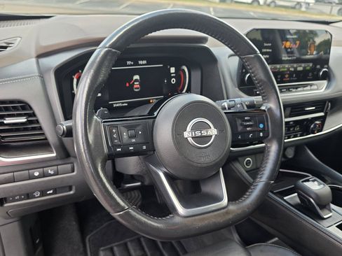 Used 2023 Nissan Rogue Platinum w/ Platinum Premium Package FWD image 10