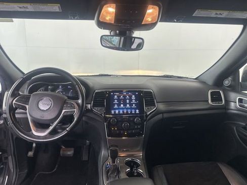 Used 2021 Jeep Grand Cherokee Altitude image 14