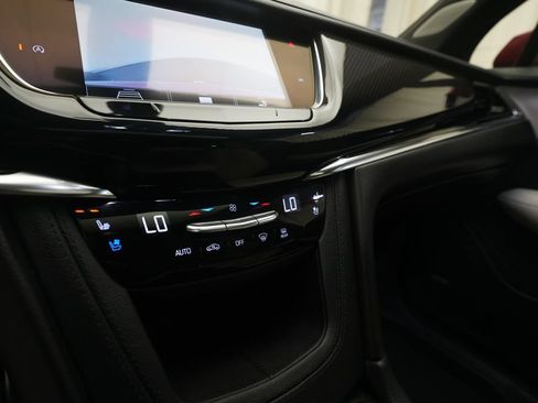 Used 2020 Cadillac XT6 Sport AWD/4WD image 20