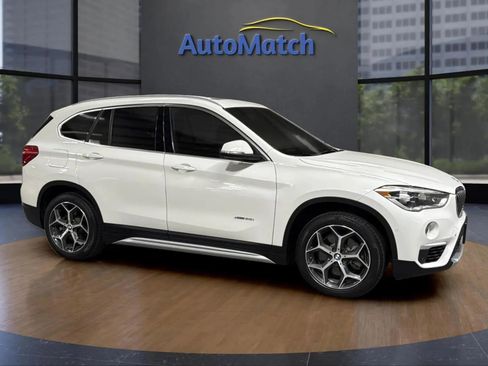 Used 2017 BMW X1 xDrive28i image 12
