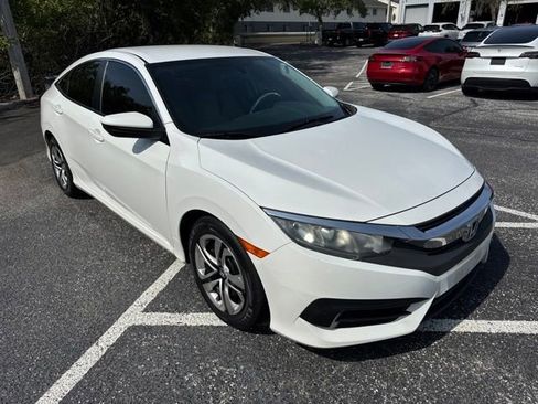 Used 2018 Honda Civic LX image 3