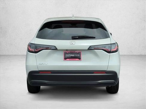 New 2027 Honda HR-V LX image 8