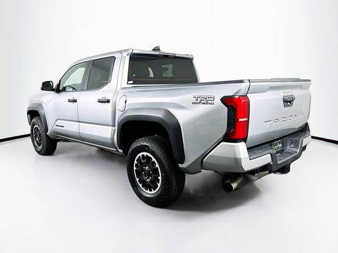 Used 2025 Toyota Tacoma TRD Off-Road image 5