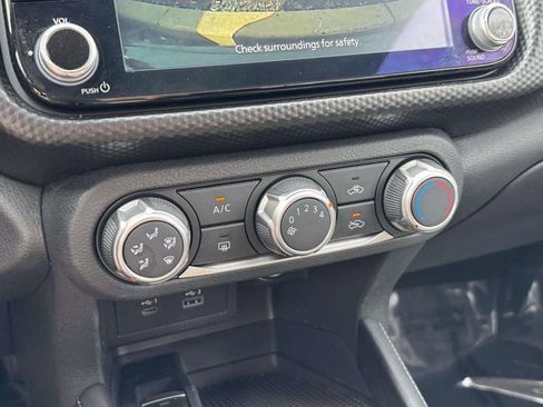 Certified 2024 Nissan Kicks SV image 15