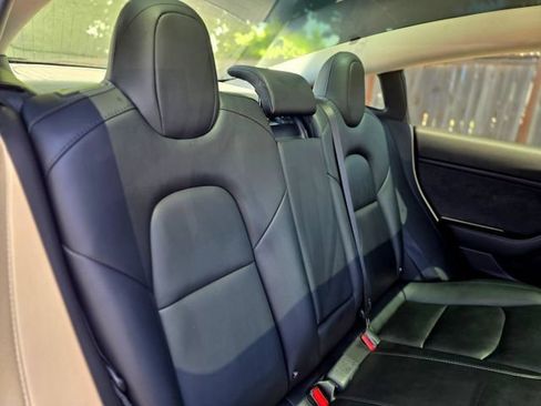 Used 2018 Tesla Model 3 Mid Range RWD image 45