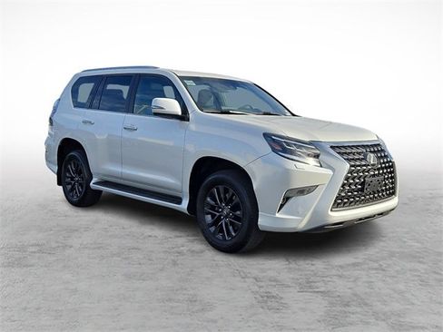 Used 2023 Lexus GX 460 Premium image 3