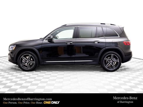 New 2026 Mercedes-Benz GLB 250 4MATIC image 2