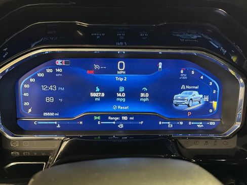 Used 2025 Chevrolet Silverado 1500 RST w/ Z71 Off-Road Package AWD/4WD image 34