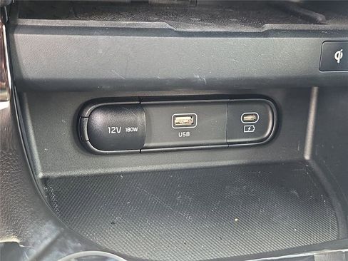 Used 2024 Kia Seltos SX AWD/4WD image 18