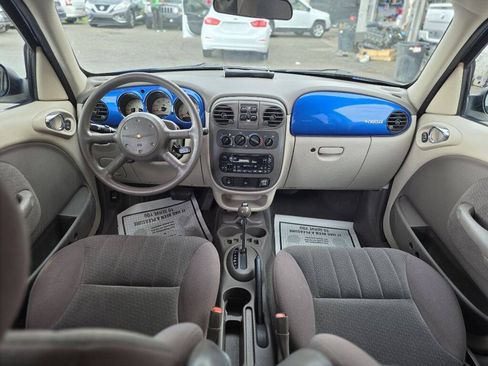 Used 2005 Chrysler PT Cruiser Touring w/ Light Group FWD image 8