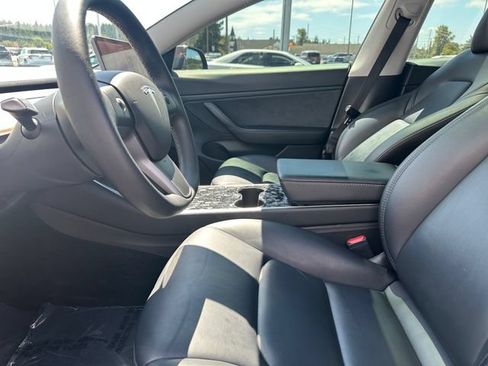 Used 2020 Tesla Model 3 Long Range AWD/4WD image 9
