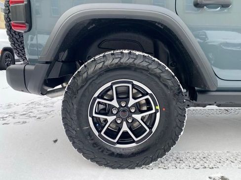 New 2026 Jeep Wrangler Unlimited Rubicon w/ Safety Group image 18