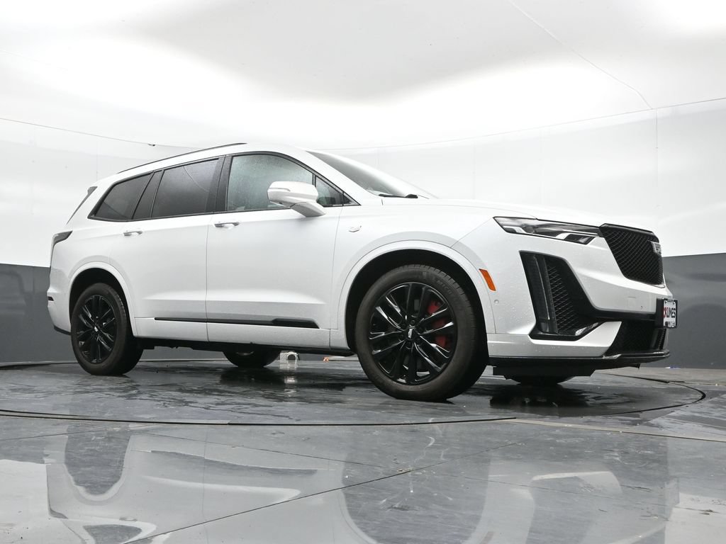 Used 2024 Cadillac XT6 Sport w/ LPO, ONYX Package AWD/4WD image 42