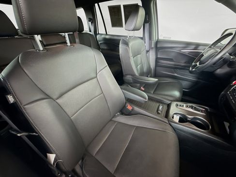 Used 2023 Honda Passport EX-L image 35