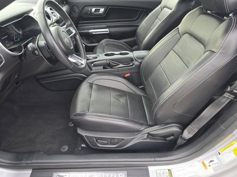 Used 2021 Ford Mustang GT Premium image 19