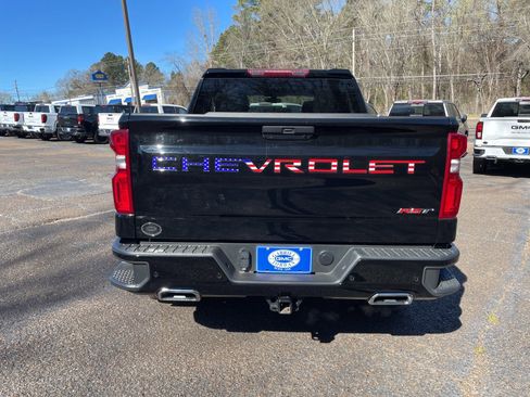 Used 2022 Chevrolet Silverado 1500 RST w/ Safety Package image 4