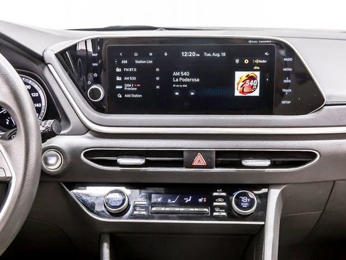 Used 2023 Hyundai Sonata SEL w/ Preferred Accessory Package FWD image 18