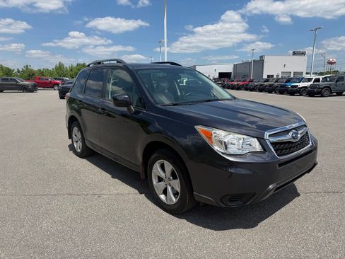 Used 2015 Subaru Forester 2.5i Premium w/ Popular Package #1 AWD/4WD image 8