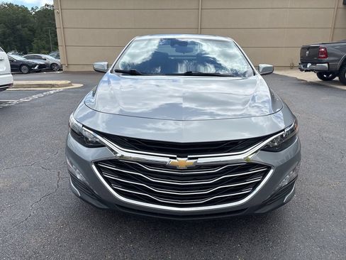 Used 2024 Chevrolet Malibu LT FWD image 2