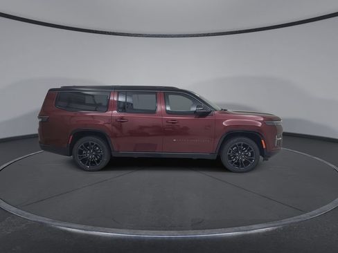 New 2026 Jeep Grand Wagoneer L Summit AWD/4WD image 17