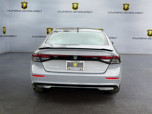 Used 2023 Honda Accord Touring image 6