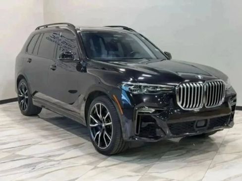 Used 2019 BMW X7 xDrive50i w/ Dynamic Handling Package AWD/4WD image 38