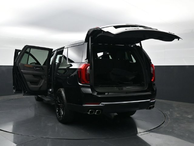 Used 2026 GMC Yukon Denali w/ Sun & Power Step Package AWD/4WD image 59