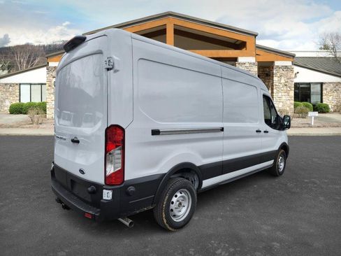New 2024 Ford Transit 250 148 Medium Roof w/ Load Area Protection Package image 7