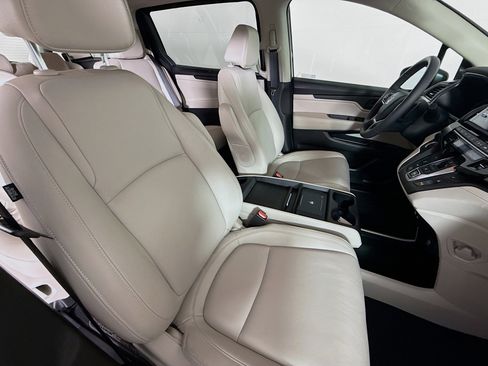 Certified 2026 Honda Odyssey EX-L image 36