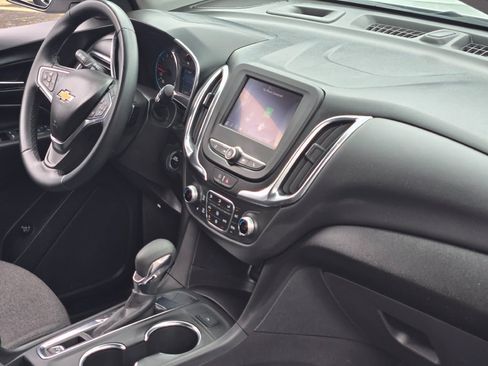 Certified 2024 Chevrolet Equinox LT FWD image 8