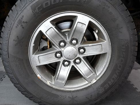 Used 2017 Chevrolet Silverado 1500 LTZ Z71 w/ LTZ Plus Package image 43