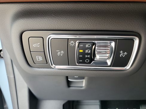 New 2026 Lincoln Nautilus Reserve w/ Jet Appearance Package AWD/4WD image 13