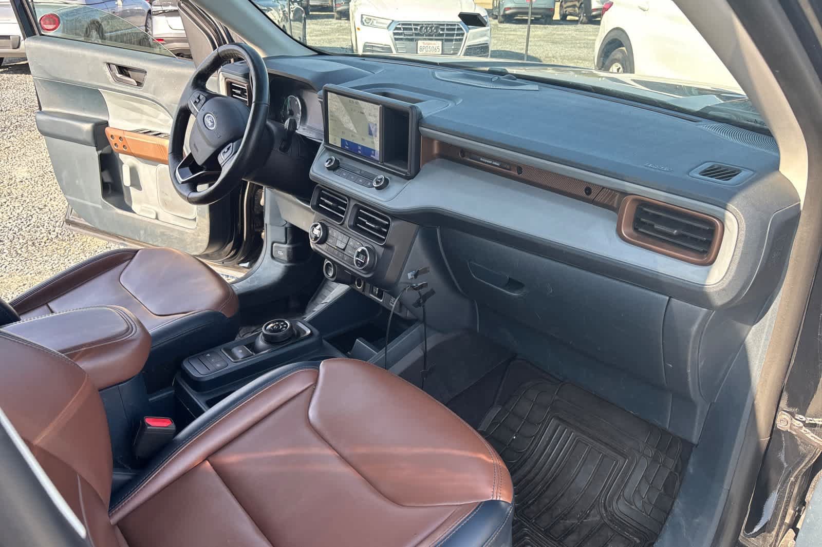 Used 2022 Ford Maverick Lariat w/ Lariat Luxury Package FWD image 16