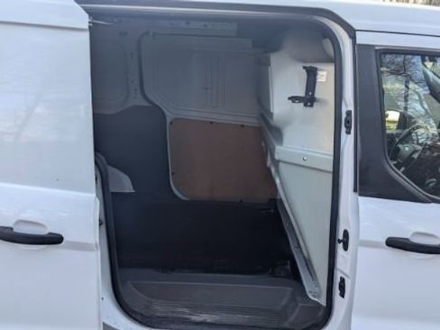 Used 2021 Ford Transit Connect XL image 17