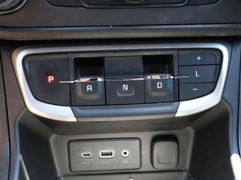 Used 2023 GMC Terrain SLE w/ Driver Convenience Package FWD image 23