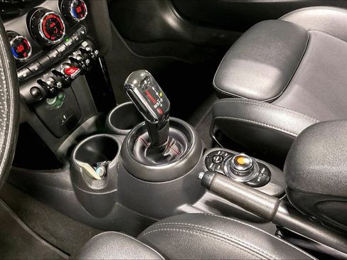 Used 2021 MINI Cooper John Cooper Works w/ 6.5" Touchscreen Package FWD image 17