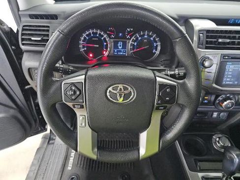 Used 2019 Toyota 4Runner SR5 Premium AWD/4WD image 9
