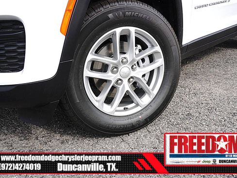 New 2026 Jeep Grand Cherokee Laredo X RWD image 9