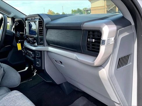 Used 2022 Ford F150 XLT w/ Trailer Tow Package AWD/4WD image 13